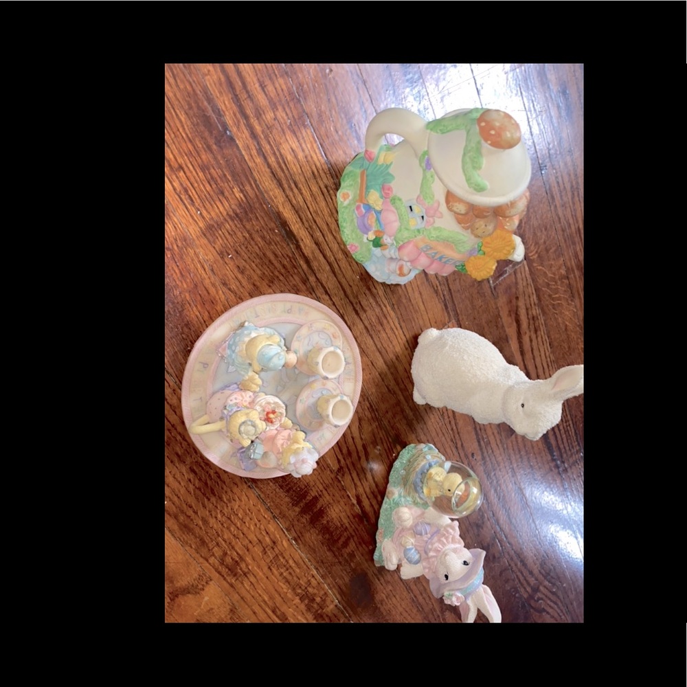 Tiny ceramic collectibles